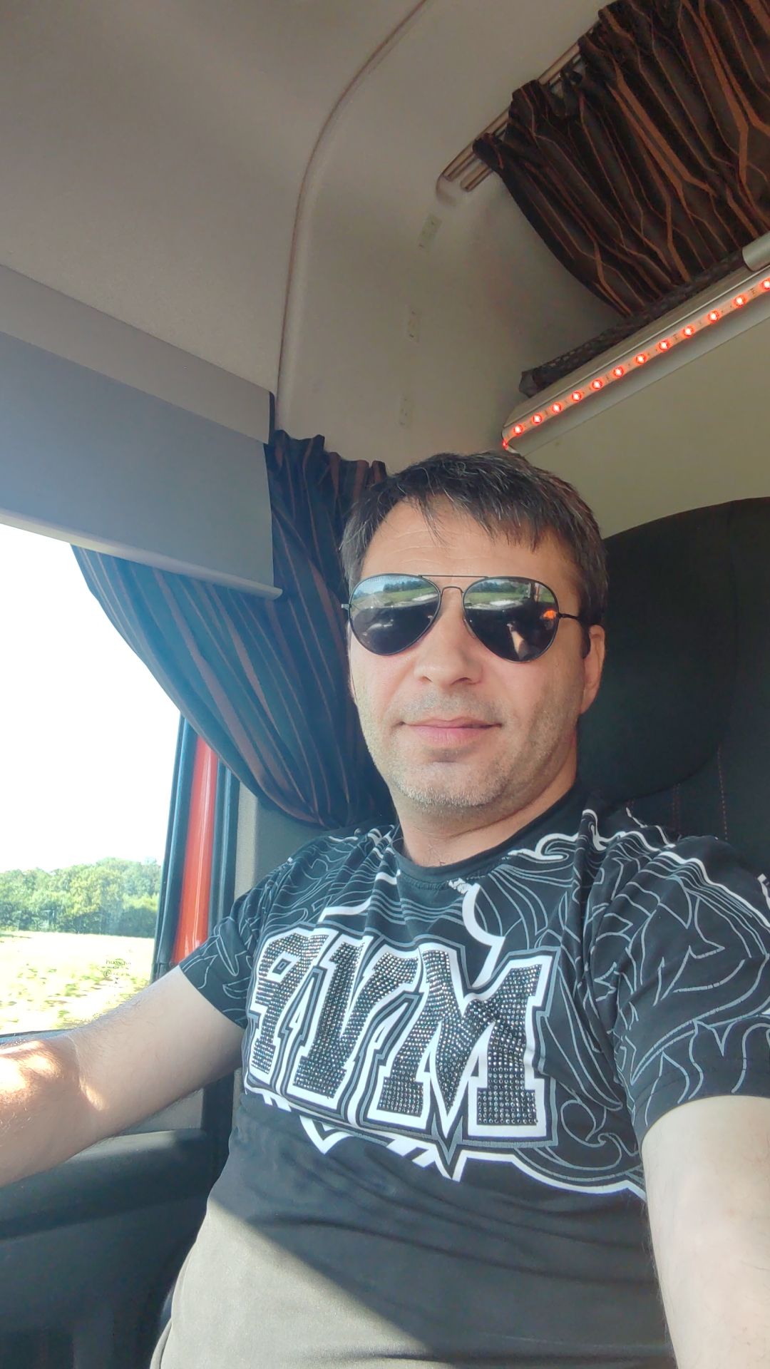 Profil de Zlatko, 51 ans, Plan Cul à Oued Idlane