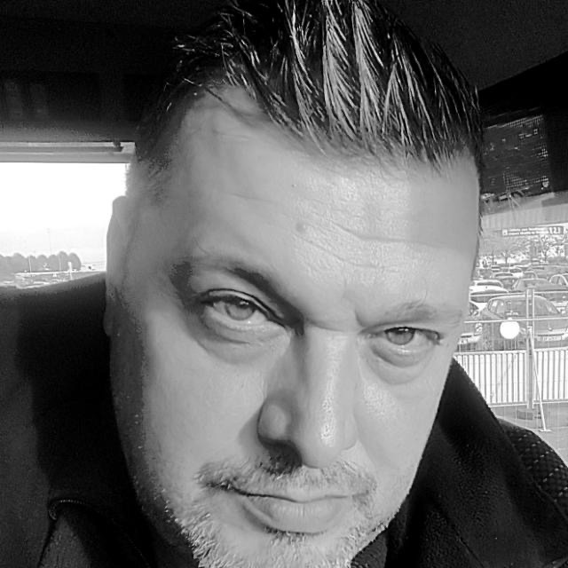 Profil de Eraldo, 38 ans, Plan Cul à Bab Boudir