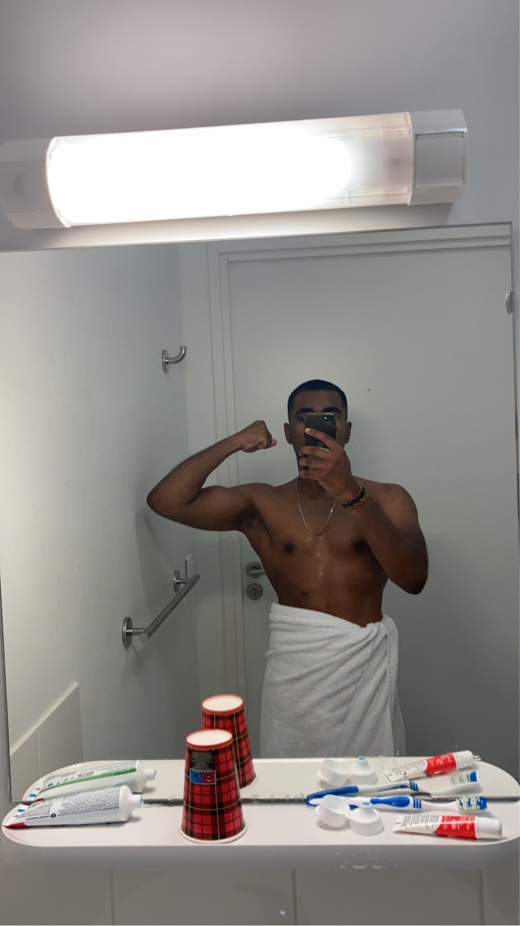 Profil de Janik, 19 ans, Plan Cul à Douar Tafensa
