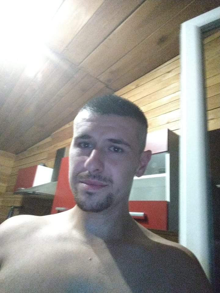Profil de Nando, 28 ans, Plan Cul à Mazaria
