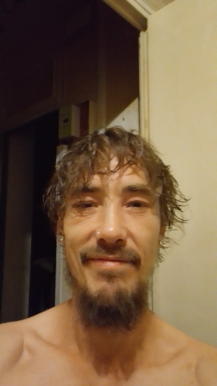 Profil de Carles, 33 ans, Plan Cul à Aouint Essimk